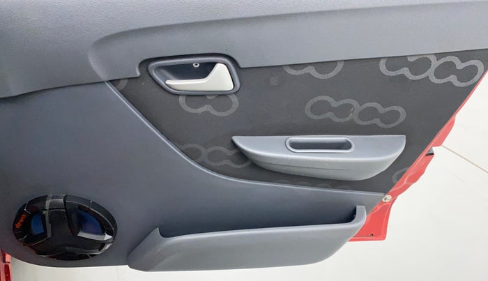 2015 Maruti Alto 800 LXI, Petrol, Manual, 31,059 km, Driver Side Door Panels Control