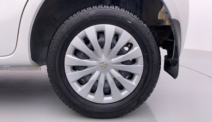 2015 Toyota Etios Liva G, Petrol, Manual, 79,223 km, Left Rear Wheel