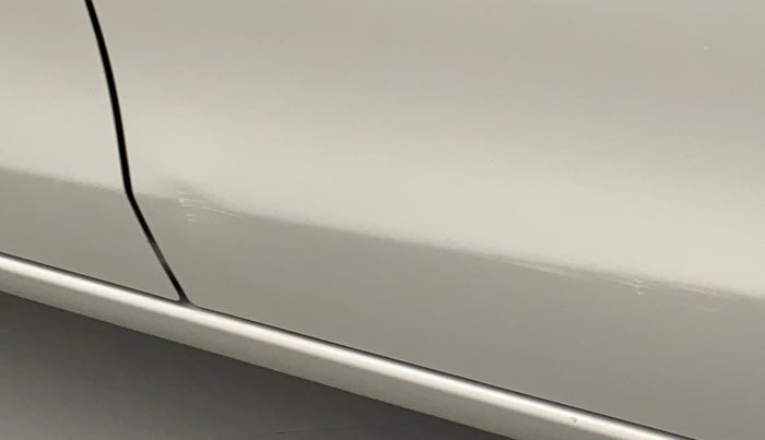 2015 Maruti Celerio ZXI, Petrol, Manual, 33,061 km, Rear left door - Minor scratches