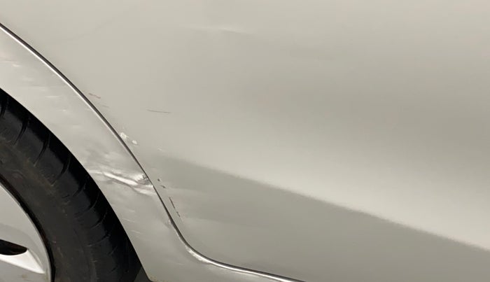 2015 Maruti Celerio ZXI, Petrol, Manual, 33,061 km, Right rear door - Minor scratches