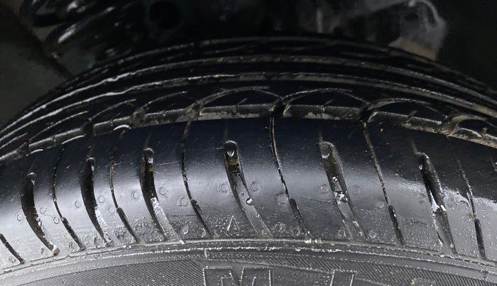 2018 Maruti IGNIS ZETA 1.2 K12, Petrol, Manual, 76,772 km, Right Front Tyre Tread