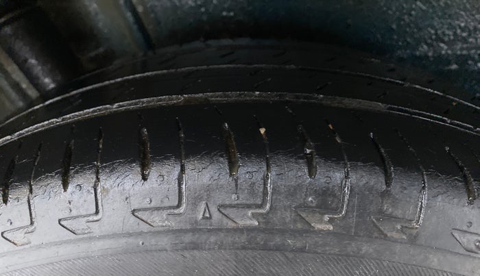 2018 Maruti IGNIS ZETA 1.2 K12, Petrol, Manual, 76,772 km, Right Rear Tyre Tread