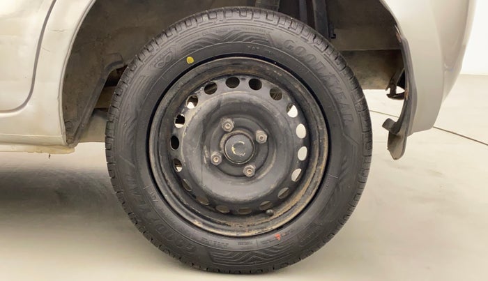 2015 Datsun Go T, Petrol, Manual, 34,437 km, Left Rear Wheel