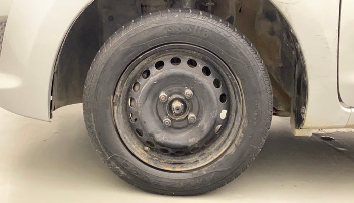 2015 Datsun Go T, Petrol, Manual, 34,437 km, Left Front Wheel