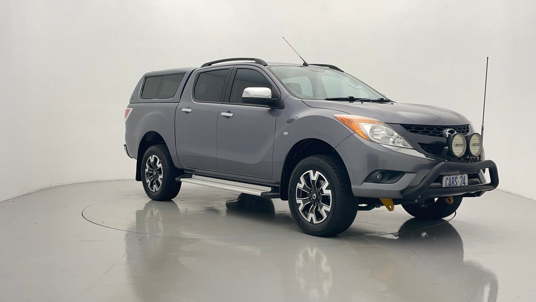 Right Front Diagonal (45- Degree) View