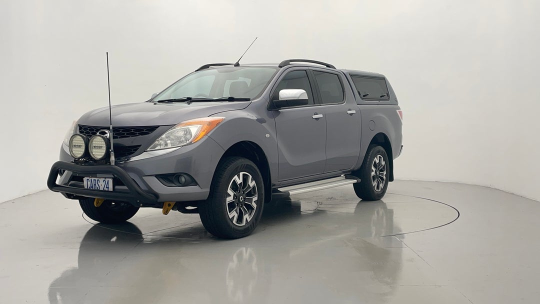 Left Front Diagonal (45- Degree) View