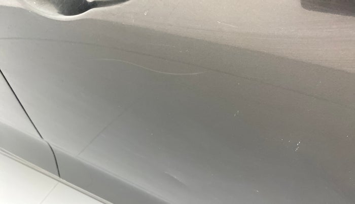 2018 Honda Amaze 1.2L I-VTEC S, Petrol, Manual, 45,977 km, Driver-side door - Minor scratches