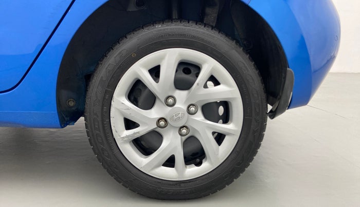 2018 Hyundai Grand i10 SPORTZ 1.2 KAPPA VTVT, Petrol, Manual, 21,937 km, Left Rear Wheel