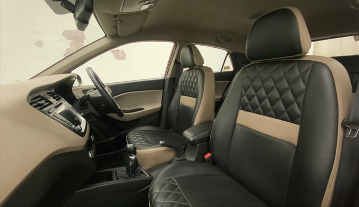 2014 Hyundai Elite i20 SPORTZ 1.2, Petrol, Manual, 60,620 km, Right Side Front Door Cabin