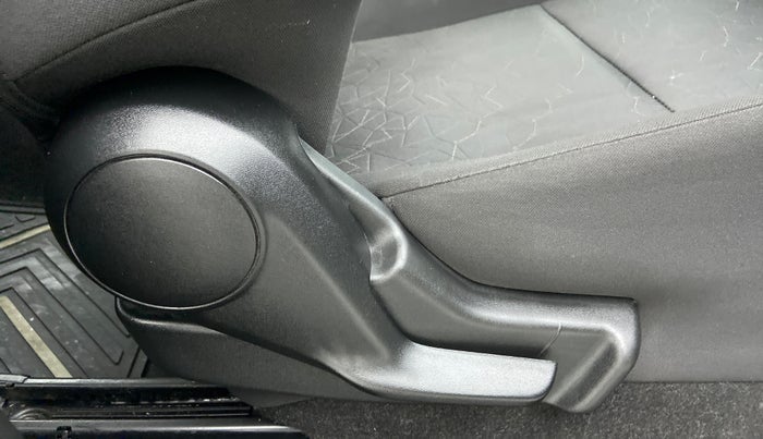 2018 Maruti IGNIS ZETA 1.2 K12 AMT, Petrol, Automatic, 16,319 km, Driver Side Adjustment Panel