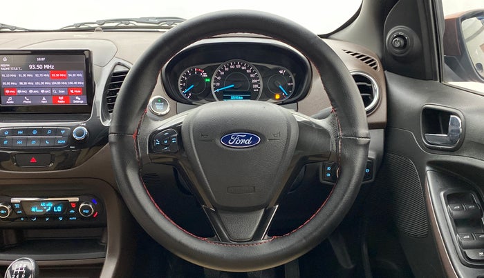2018 Ford FREESTYLE TITANIUM 1.5 TDCI, Diesel, Manual, 32,240 km, Steering Wheel Close Up