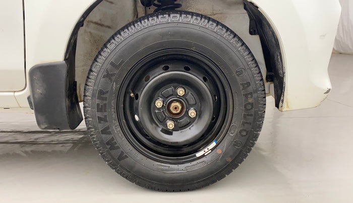 2017 Maruti Alto 800 LXI, Petrol, Manual, 26,945 km, Right Front Wheel