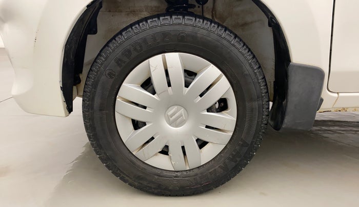 2017 Maruti Alto 800 LXI, Petrol, Manual, 26,945 km, Left Front Wheel