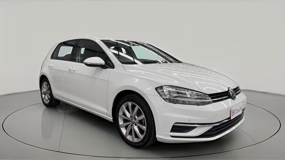 2018 Volkswagen Golf 110 Tsi Comfortline, Automatic, 90794 km, Right Front Diagonal (45- Degree) View