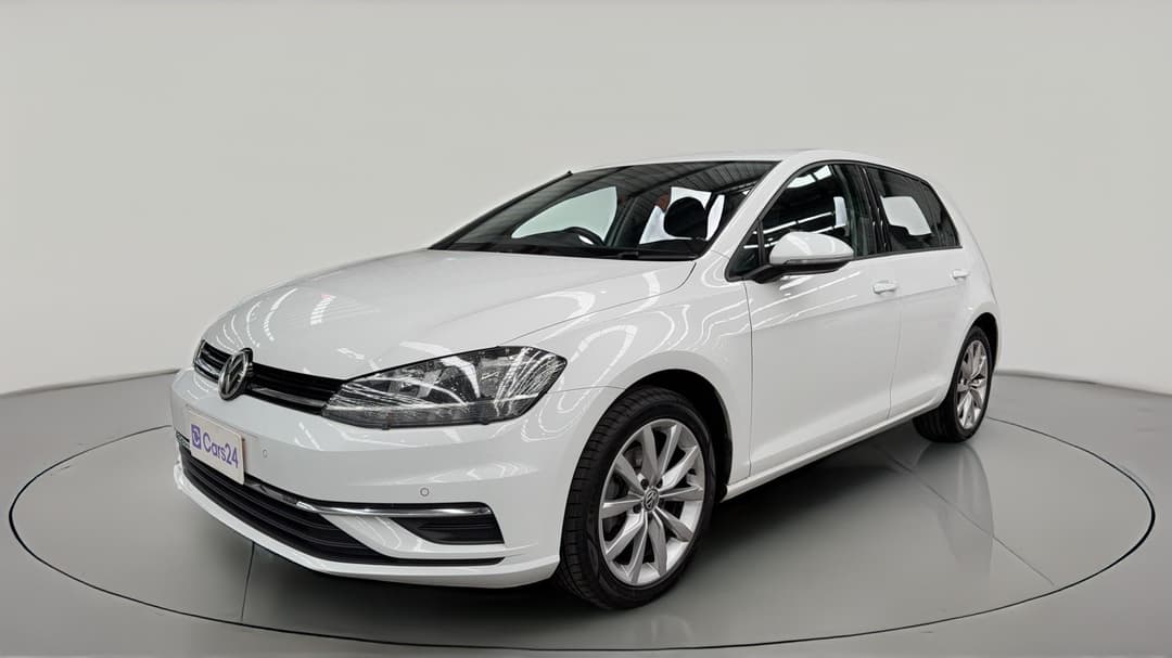 2018 Volkswagen Golf 110 Tsi Comfortline, Automatic, 90794 km, Left Front Diagonal (45- Degree) View