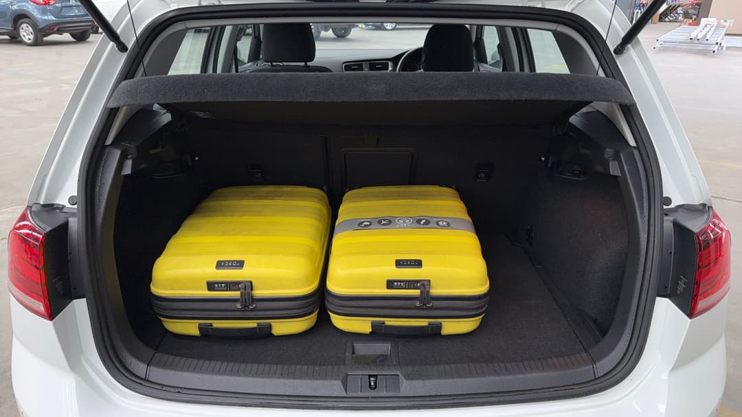 2018 Volkswagen Golf 110 Tsi Comfortline, Automatic, 90794 km, Boot Inside View with Luggage