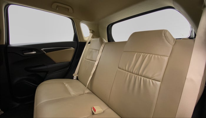 2018 Honda Jazz 1.2 V MT, Petrol, Manual, 23,613 km, Right Side Rear Door Cabin