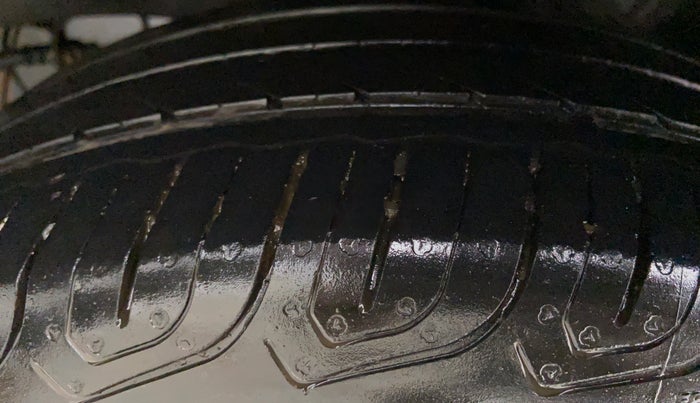 2018 Honda Jazz 1.2 V MT, Petrol, Manual, 23,613 km, Left Rear Tyre Tread