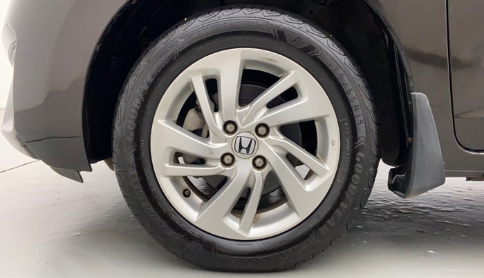 2018 Honda Jazz 1.2 V MT, Petrol, Manual, 23,613 km, Left Front Wheel