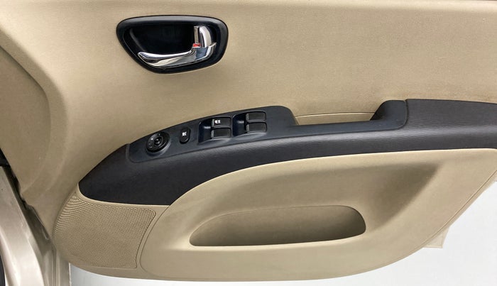 2012 Hyundai i10 SPORTZ 1.2 AT, Petrol, Automatic, 76,041 km, Driver Side Door Panels Control