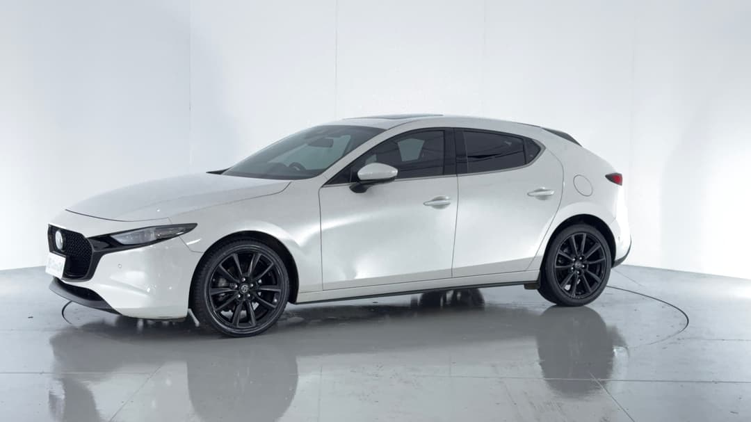 2020 Mazda Mazda3 G25 Astina, Automatic, 63844 km, Left Front Diagonal (45- Degree) View
