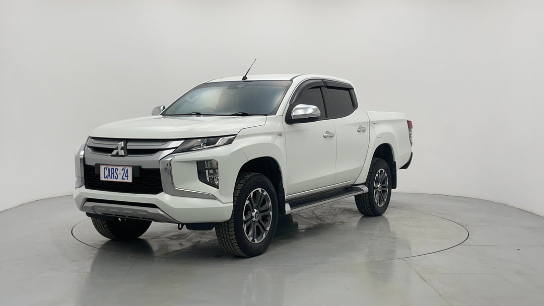 Left Front Diagonal (45- Degree) View