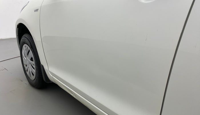 2017 Maruti Swift VXI D, Petrol, Manual, 55,354 km, Front passenger door - Slightly dented