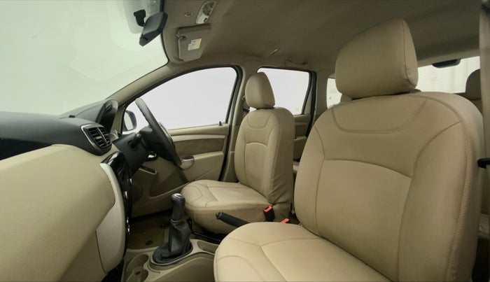 2015 Nissan Terrano XL (P), Petrol, Manual, 82,883 km, Right Side Front Door Cabin