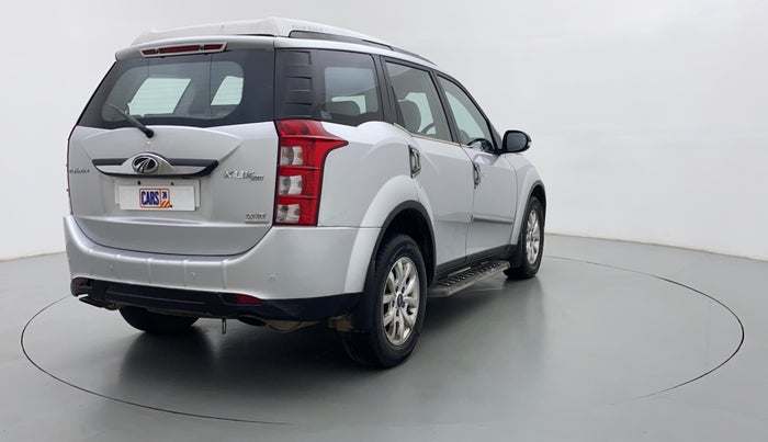 2016 Mahindra XUV500 W10 AT FWD, Diesel, Automatic, 94,738 km, Right Back Diagonal