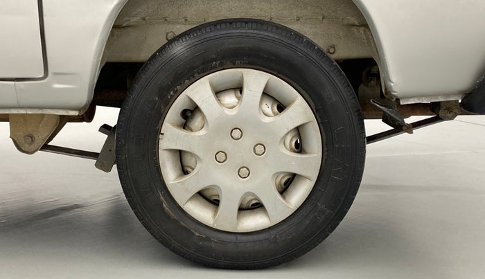 2017 Maruti OMNI E 8 STR, Petrol, Manual, 28,991 km, Left Rear Wheel