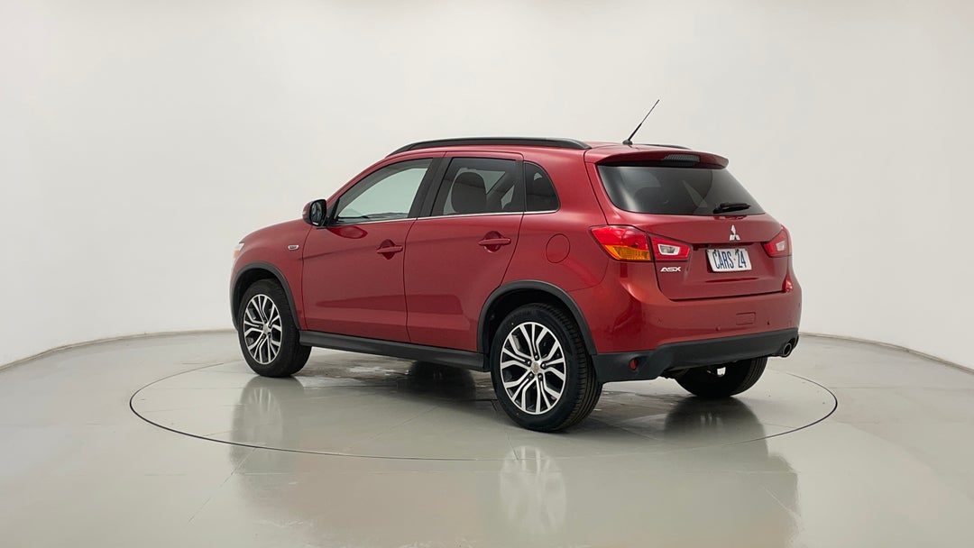 Left Back Diagonal (45- Degree) View