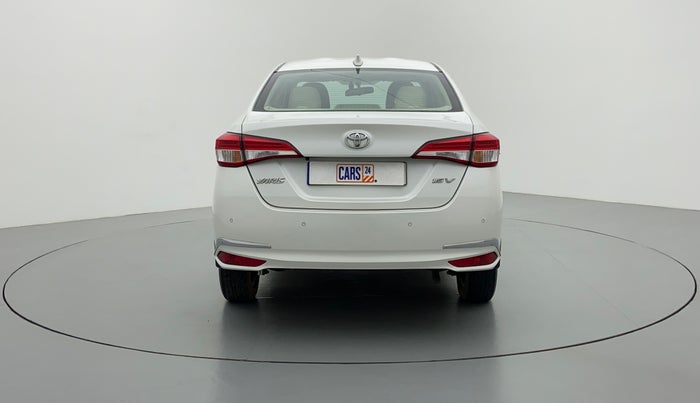 2018 Toyota YARIS V MT, Petrol, Manual, 16,676 km, Back/Rear