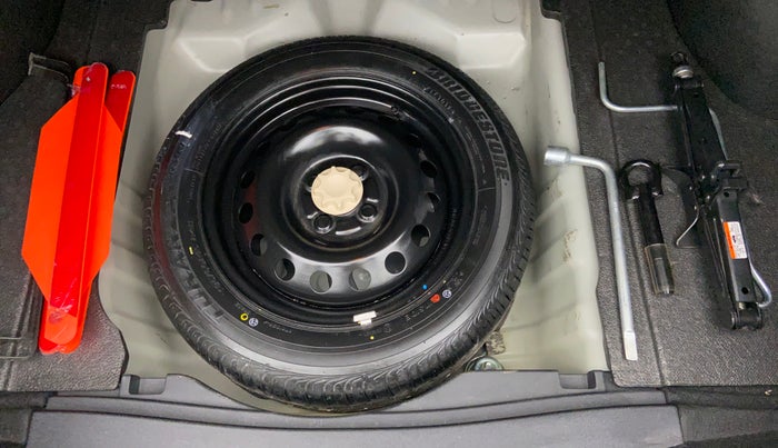 2018 Toyota YARIS V MT, Petrol, Manual, 16,676 km, Spare Tyre