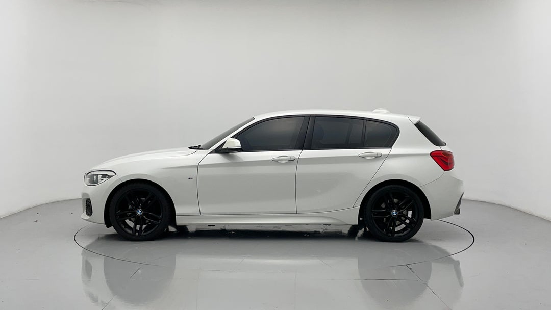 2018 BMW 1 18i Sport Line, Automatic, 130330 km, Left Side View