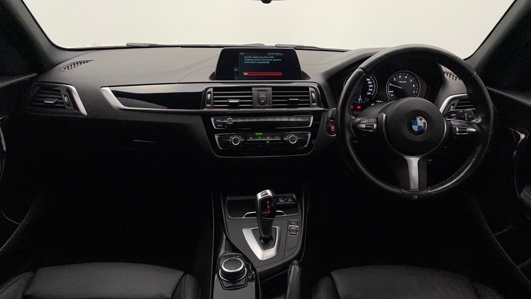 2018 BMW 1 18i Sport Line, Automatic, 130330 km, Dashboard View