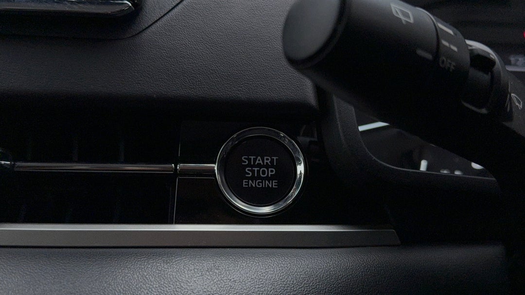 2023 Mitsubishi Outlander Es 7 Seat (2wd), Automatic, 57019 km, Keyless / Button Start