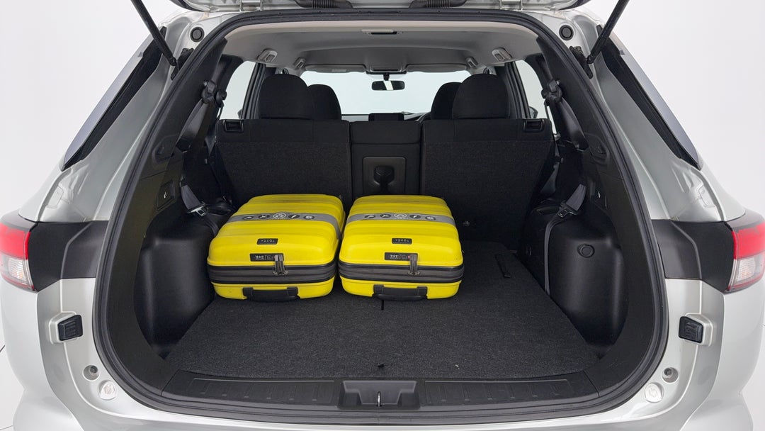 2023 Mitsubishi Outlander Es 7 Seat (2wd), Automatic, 57019 km, Boot Inside View with Luggage