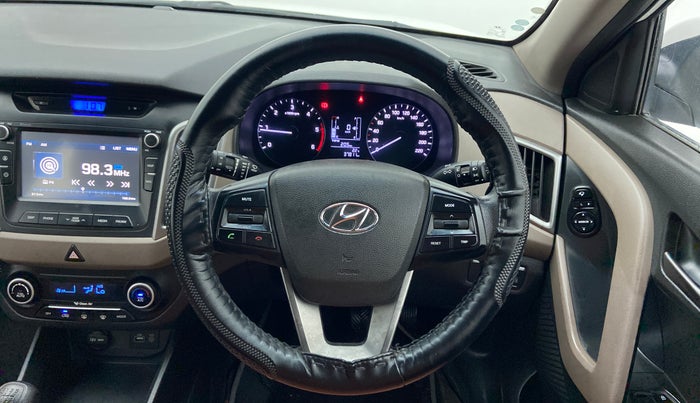 2016 Hyundai Creta 1.6 SX PLUS DIESEL, Diesel, Manual, 37,932 km, Steering Wheel Close Up