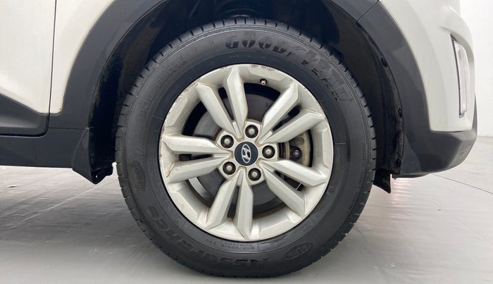 2016 Hyundai Creta 1.6 SX PLUS DIESEL, Diesel, Manual, 37,932 km, Right Front Wheel