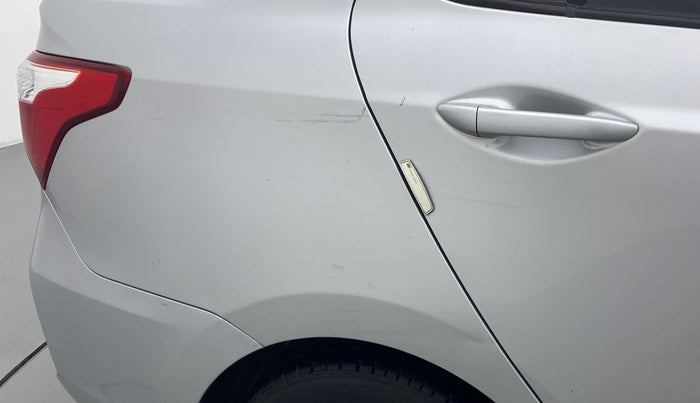 2018 Hyundai Xcent S 1.2, CNG, Manual, 81,459 km, Right quarter panel - Slightly dented
