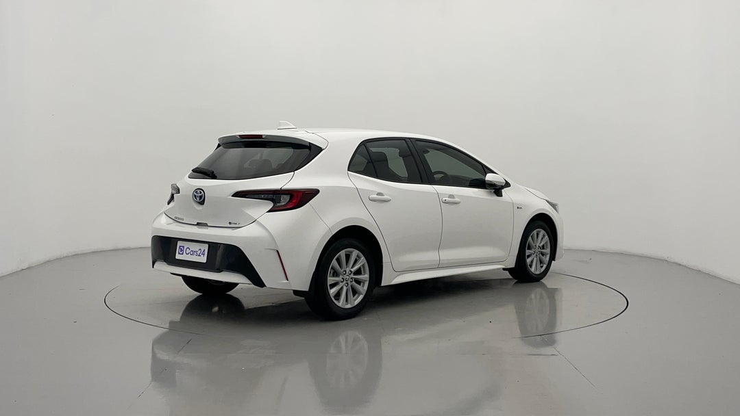 Right Back Diagonal (45- Degree) View