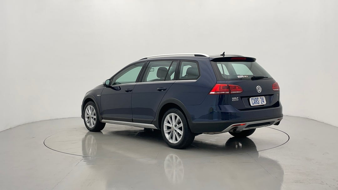 Left Back Diagonal (45- Degree) View