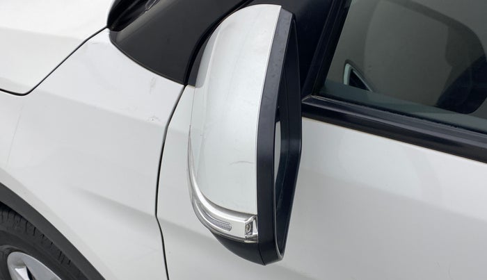 2017 Hyundai Creta E PLUS 1.6 PETROL, Petrol, Manual, 54,890 km, Left rear-view mirror - Indicator light has minor damage