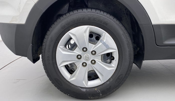 2017 Hyundai Creta E PLUS 1.6 PETROL, Petrol, Manual, 54,890 km, Right Rear Wheel