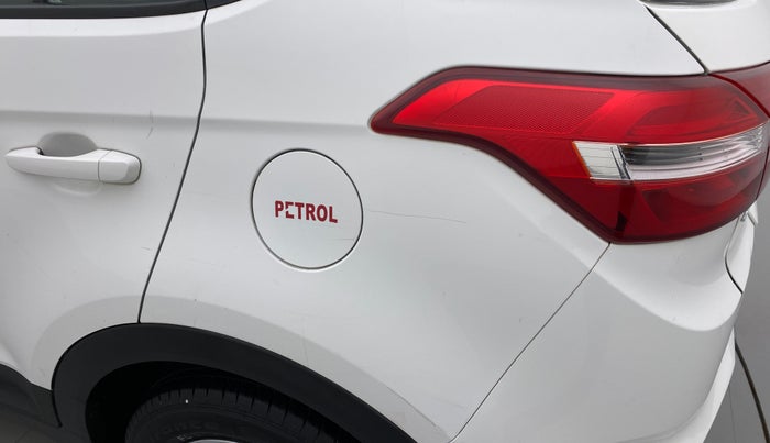 2017 Hyundai Creta E PLUS 1.6 PETROL, Petrol, Manual, 54,890 km, Left quarter panel - Minor scratches