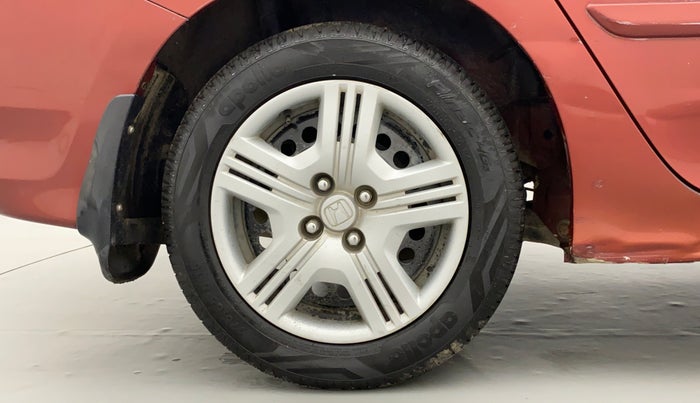 2010 Honda City 1.5L I-VTEC S MT, Petrol, Manual, 1,02,743 km, Right Rear Wheel