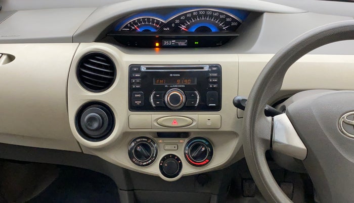 2015 Toyota Etios Liva V, Petrol, Manual, 70,386 km, Air Conditioner