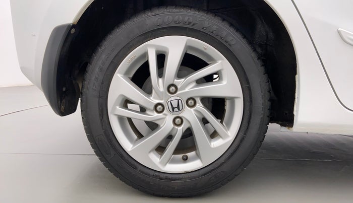 2017 Honda Jazz VX  1.2, Petrol, Manual, 15,768 km, Right Rear Wheel