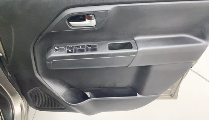 2020 Maruti New Wagon-R VXI 1.2, Petrol, Manual, 64,240 km, Driver Side Door Panels Control