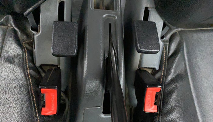 2014 Maruti Eeco 7 STR, Petrol, Manual, 47,079 km, Driver Side Adjustment Panel